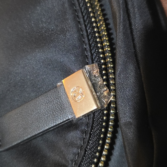 Lululemon All Night Festival Bag *Micro Black / Gold - Picture 2 of 5